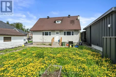1372 Ridgedale Street Ottawa ON K1T 1C5