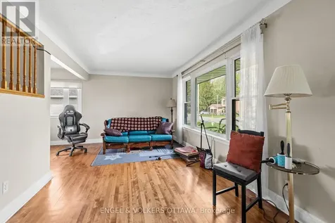 1372 Ridgedale Street Ottawa ON K1T 1C5