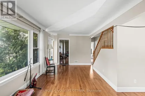 1372 Ridgedale Street Ottawa ON K1T 1C5