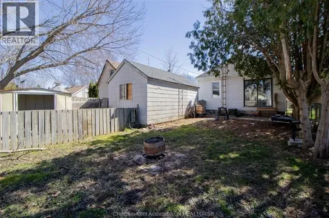 35 Alexandra Avenue Chatham ON N7M 1X9