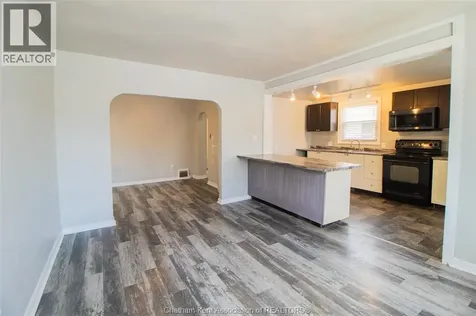 35 Alexandra Avenue Chatham ON N7M 1X9