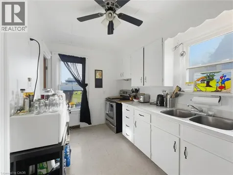 268 Emerick Avenue Fort Erie ON L2A 2W5
