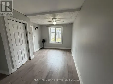 35 Lakeside Avenue Meaford ON N4L 1A7