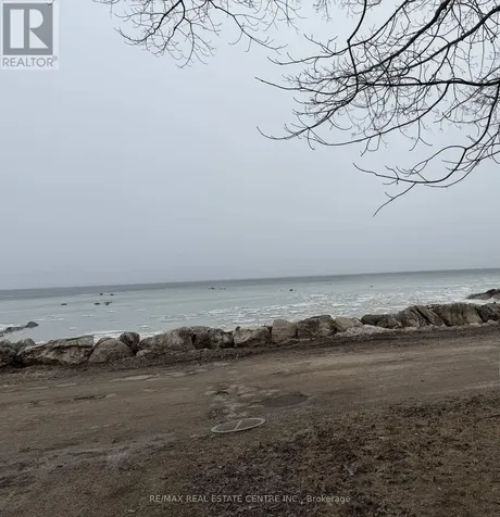35 Lakeside Avenue Meaford ON N4L 1A7