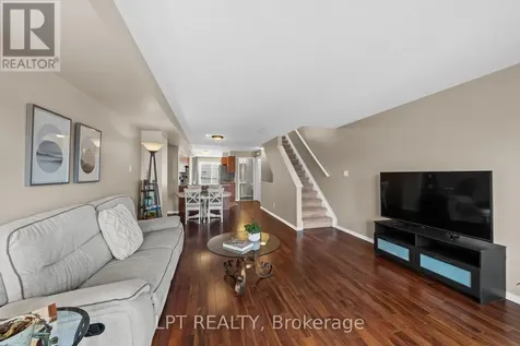 902 Longfields Drive Ottawa ON K2J 5K6