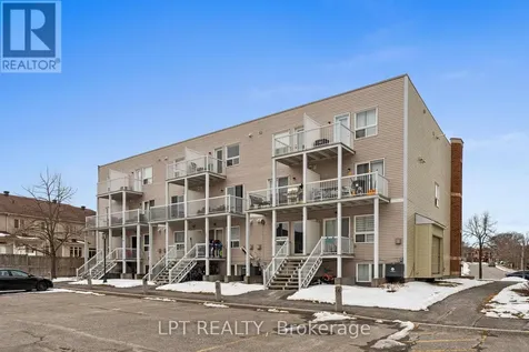 902 Longfields Drive Ottawa ON K2J 5K6