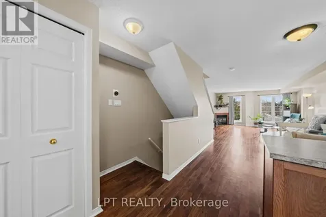902 Longfields Drive Ottawa ON K2J 5K6