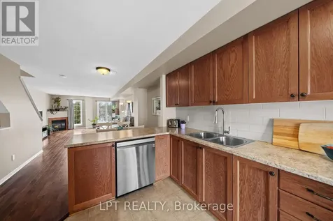 902 Longfields Drive Ottawa ON K2J 5K6