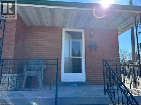 1224 Dunsmure Road Hamilton ON L8H 1L6