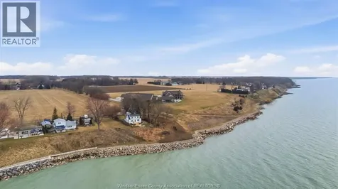 143 Howe Essex ON N0R 1G0