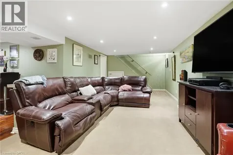 65 Rolston Drive Hamilton ON L9C 3X6