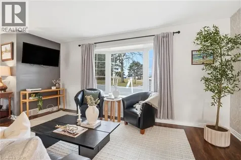 65 Rolston Drive Hamilton ON L9C 3X6