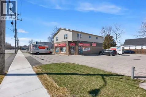 297 Grand Avenue East Chatham ON N7L 1W8