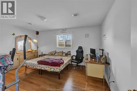 297 Grand Avenue East Chatham ON N7L 1W8