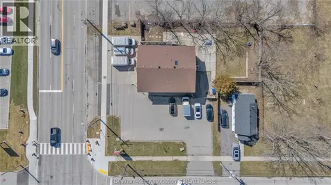 297 Grand Avenue East Chatham ON N7L 1W8