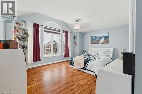 29 Hansford Drive Brantford ON N3S 0B6