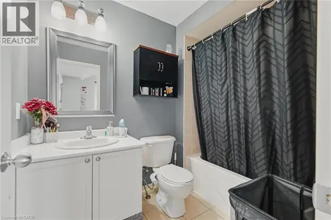 29 Hansford Drive Brantford ON N3S 0B6