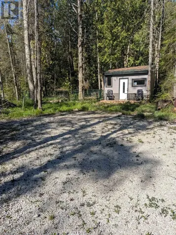 6 Henwood Street Northern Bruce Peninsula ON N0H 2M0