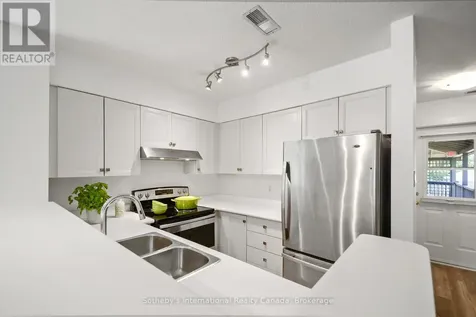 331 Mariners Way Collingwood ON L9Y 5C7