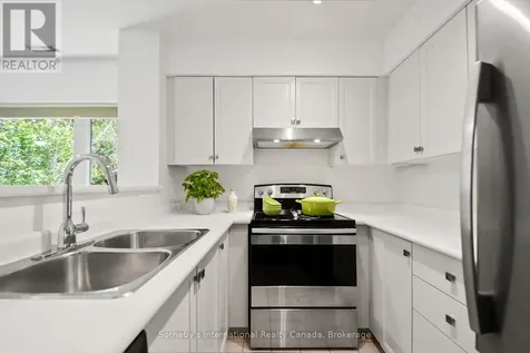 331 Mariners Way Collingwood ON L9Y 5C7