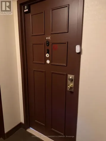 200 Lafontaine Avenue Ottawa ON K1L 8K8