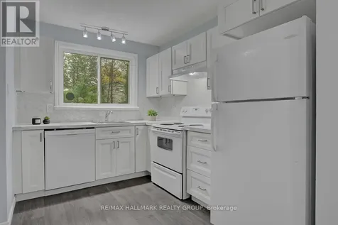 71 Morton Drive Ottawa ON K2L 1W9