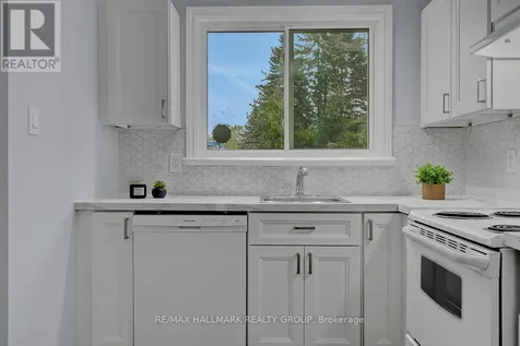 71 Morton Drive Ottawa ON K2L 1W9