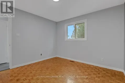 71 Morton Drive Ottawa ON K2L 1W9