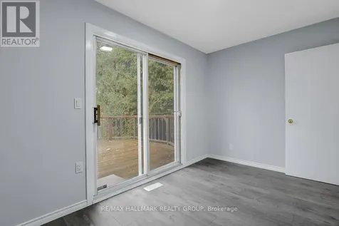 71 Morton Drive Ottawa ON K2L 1W9