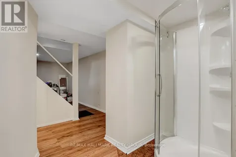 71 Morton Drive Ottawa ON K2L 1W9