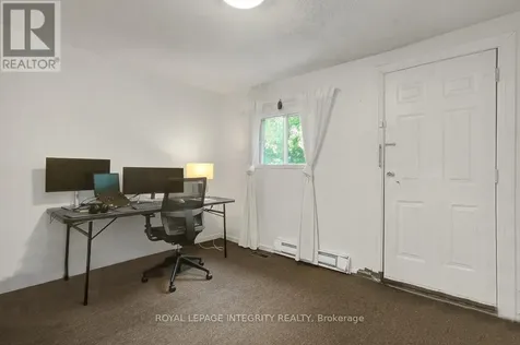 199 Henderson Avenue Ottawa ON K1N 7P7