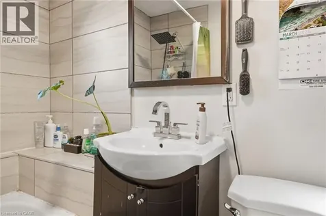 75 Niagara Street Hamilton ON L8L 6A4