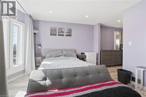 75 Niagara Street Hamilton ON L8L 6A4