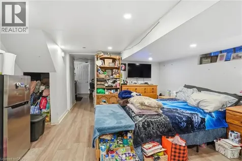 75 Niagara Street Hamilton ON L8L 6A4