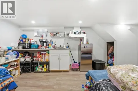 75 Niagara Street Hamilton ON L8L 6A4