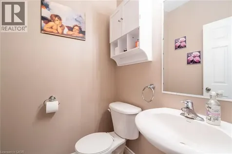 24 Edgecroft Crescent Stoney Creek ON L8J 3Y6