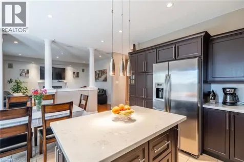 24 Edgecroft Crescent Stoney Creek ON L8J 3Y6