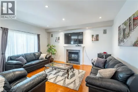 24 Edgecroft Crescent Stoney Creek ON L8J 3Y6