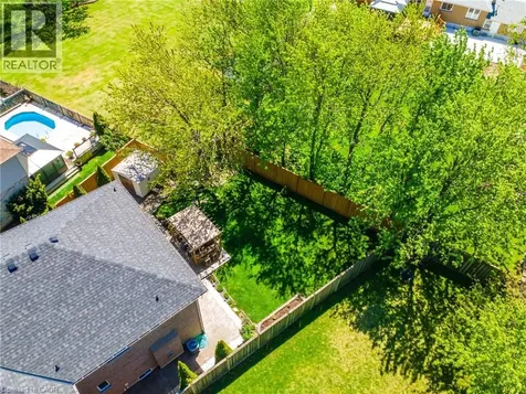 24 Edgecroft Crescent Stoney Creek ON L8J 3Y6
