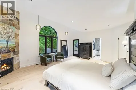 515 Hamilton Drive Ancaster ON L9G 2A9