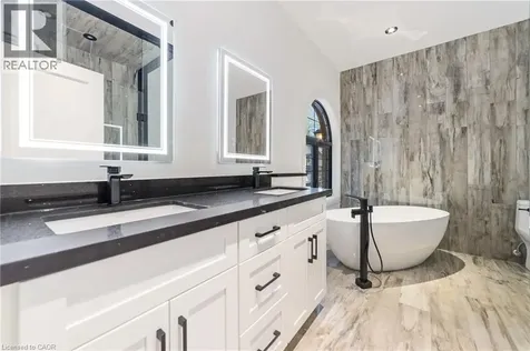 515 Hamilton Drive Ancaster ON L9G 2A9