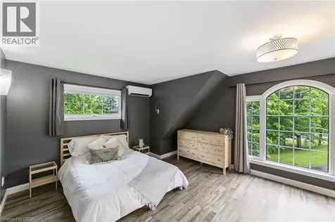 515 Hamilton Drive Ancaster ON L9G 2A9
