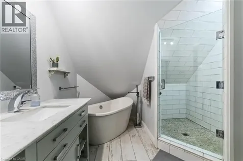 515 Hamilton Drive Ancaster ON L9G 2A9
