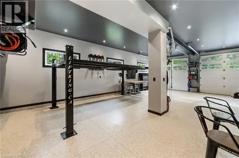 515 Hamilton Drive Ancaster ON L9G 2A9