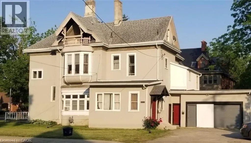 448 King Street West Chatham ON N7M 1G5