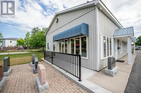 111 Toronto Road Port Hope ON L1A 3S4