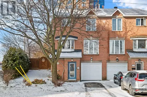 30 Maplehurst Avenue Ottawa ON K2H 9G2