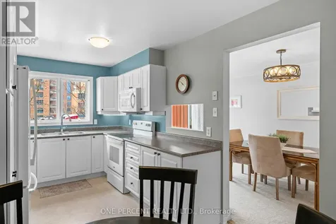 30 Maplehurst Avenue Ottawa ON K2H 9G2