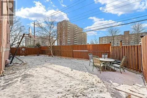 30 Maplehurst Avenue Ottawa ON K2H 9G2