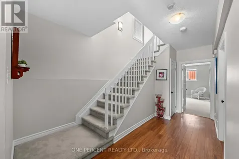 30 Maplehurst Avenue Ottawa ON K2H 9G2
